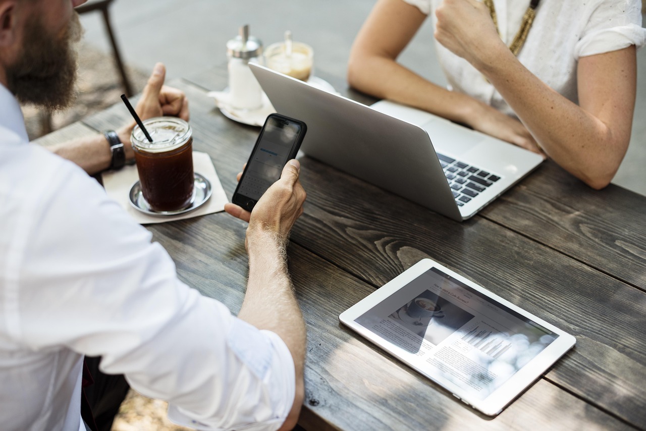 Agreement, brainstorming, coffee — Washington DC Web Design Offering Modern and Responsive Website Designs